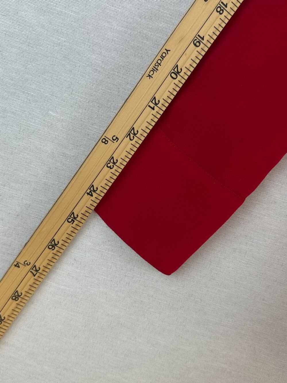 LAND'S END WOMEN'S BUTTON-DOWN SOLID RED LONG SLEEVE RED COLOR BLOUSE SIZE 10 - Picture 8 of 8